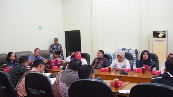 IMG-20240104-WA0008 Dprd Kabupaten Langkat Rdp Dengan Aliansi Guru Honorer Pppk